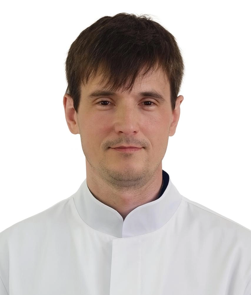 Доктор нашей клиники Демонов Роман Николаевич